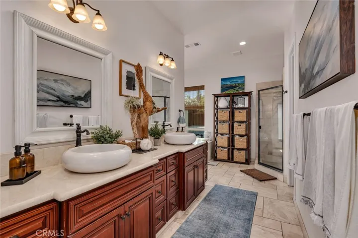 6190 Country Club, Merced, California 95340