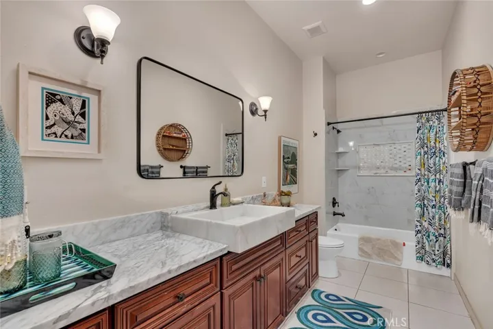6190 Country Club, Merced, California 95340