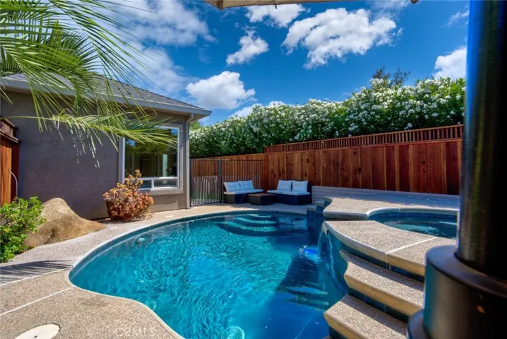 6190 Country Club, Merced, California 95340