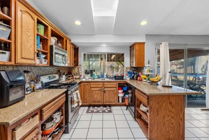 12821 Alona Street, Moreno Valley, California 92553