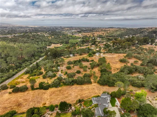 979 Noyes, Arroyo Grande, California 93420