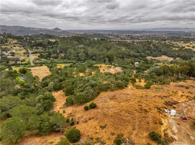 979 Noyes, Arroyo Grande, California 93420