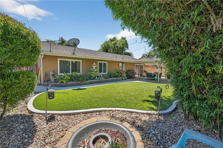 2239 Farringdon, Pomona, California 91768