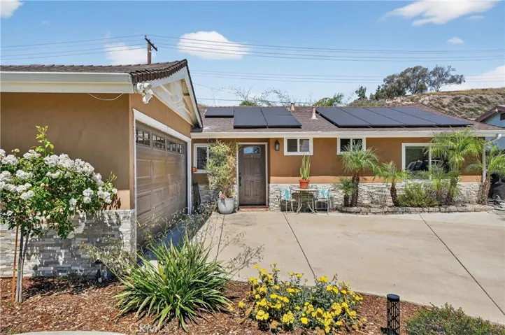 2239 Farringdon, Pomona, California 91768