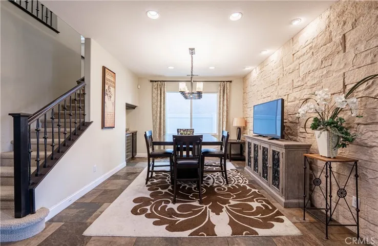 13985 Riverglen, Eastvale, California 92880