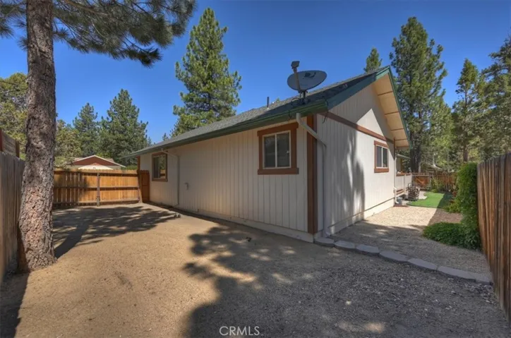 320 Eider Drive, Big Bear City, California 92314