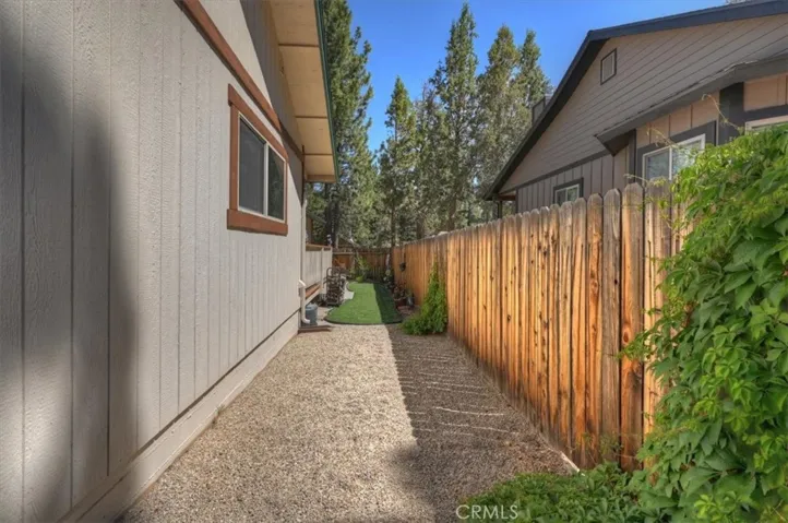 320 Eider Drive, Big Bear City, California 92314