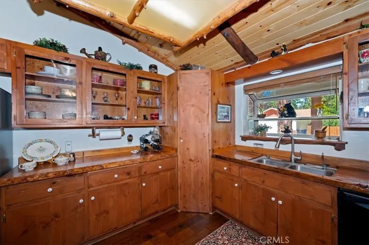320 Eider Drive, Big Bear City, California 92314