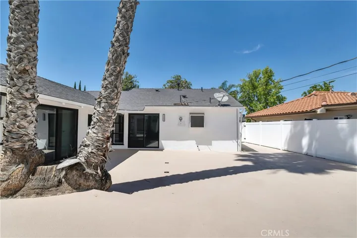 18234 Sugarman Street, Tarzana, California 91356