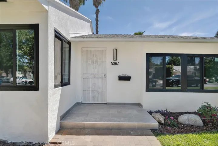 18234 Sugarman Street, Tarzana, California 91356