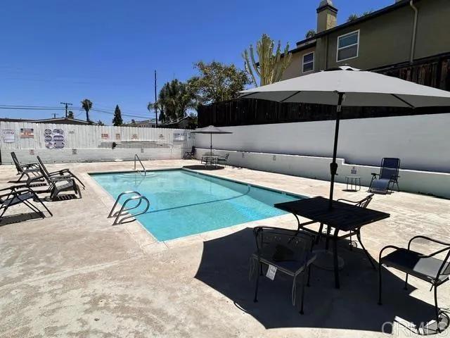 909 S Sunshine Avenue, El Cajon, California 92020
