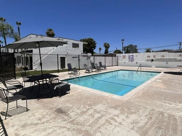 909 S Sunshine Avenue, El Cajon, California 92020