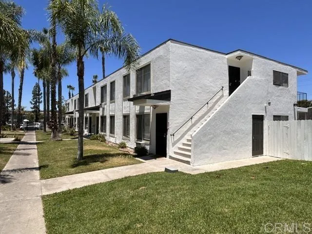 909 S Sunshine Avenue, El Cajon, California 92020