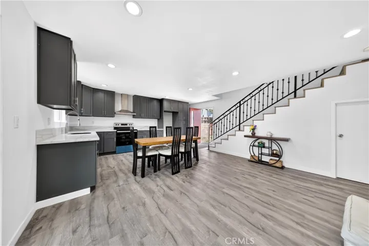 9959 Wisner, San Fernando, California 91345