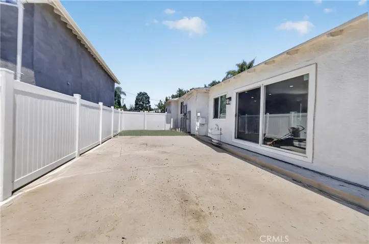 9959 Wisner, San Fernando, California 91345