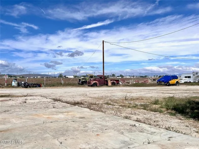 38960 12th St East E, Palmdale, California 93550