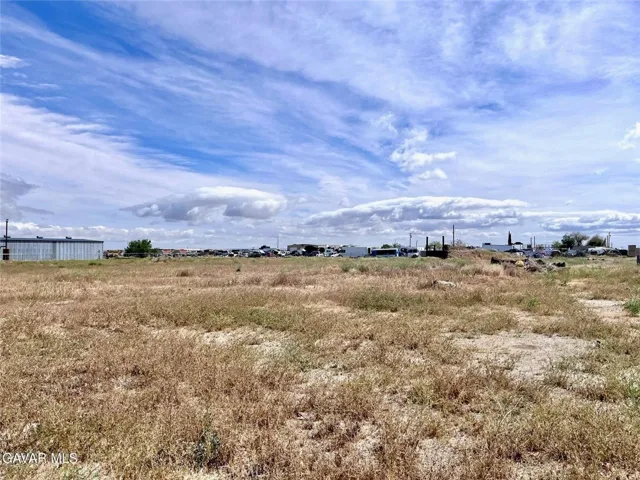 38960 12th St East E, Palmdale, California 93550