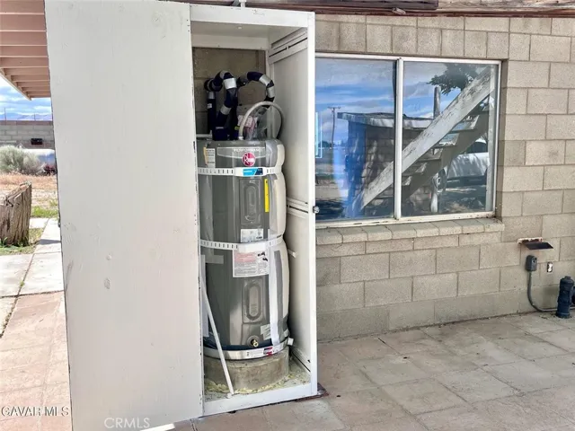 38960 12th St East E, Palmdale, California 93550