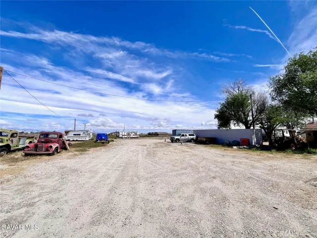 38960 12th St East E, Palmdale, California 93550