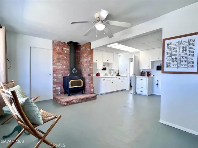 38960 12th St East E, Palmdale, California 93550