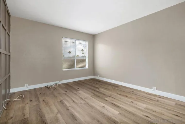 1855 Diamond 5-230, San Diego, California 92109