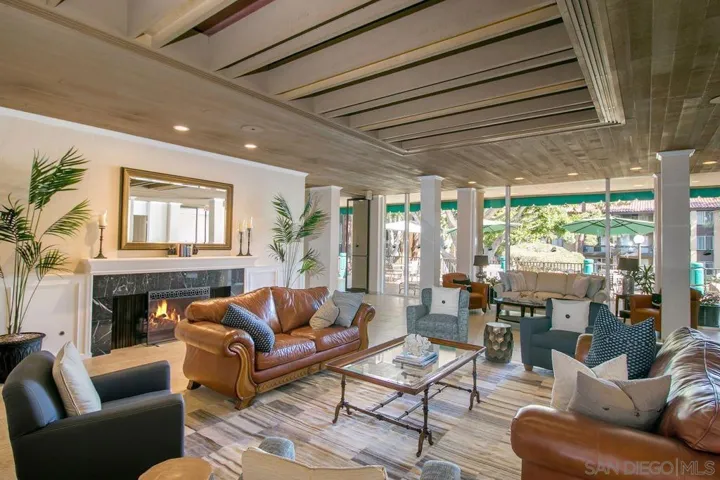 1855 Diamond 5-230, San Diego, California 92109