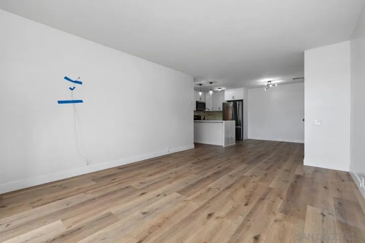 1855 Diamond 5-230, San Diego, California 92109