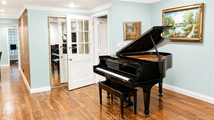 Entry living room