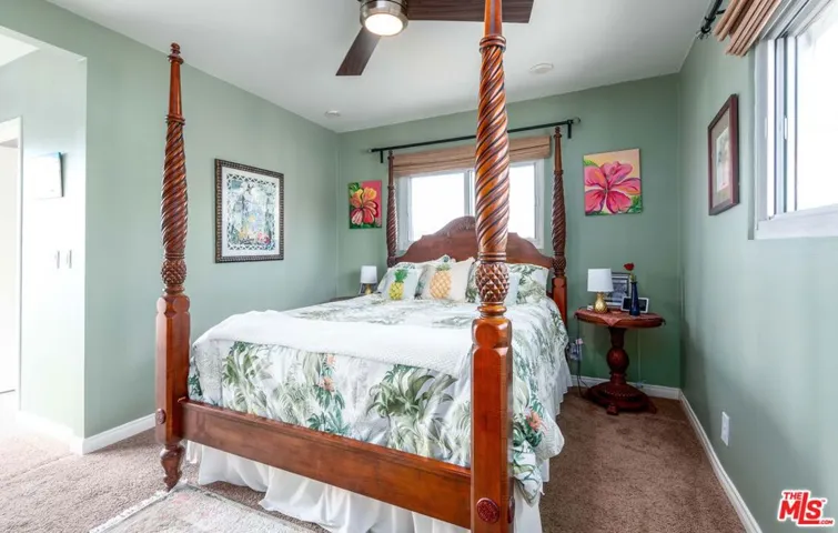 Upstairs ensuite