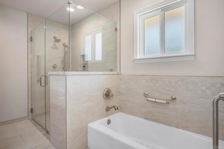 2211 Winterwarm Dr, Fallbrook, California 92028