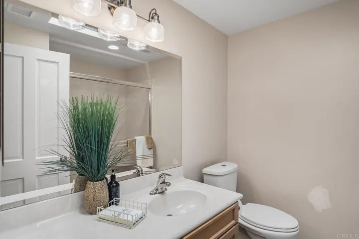 2211 Winterwarm Dr, Fallbrook, California 92028