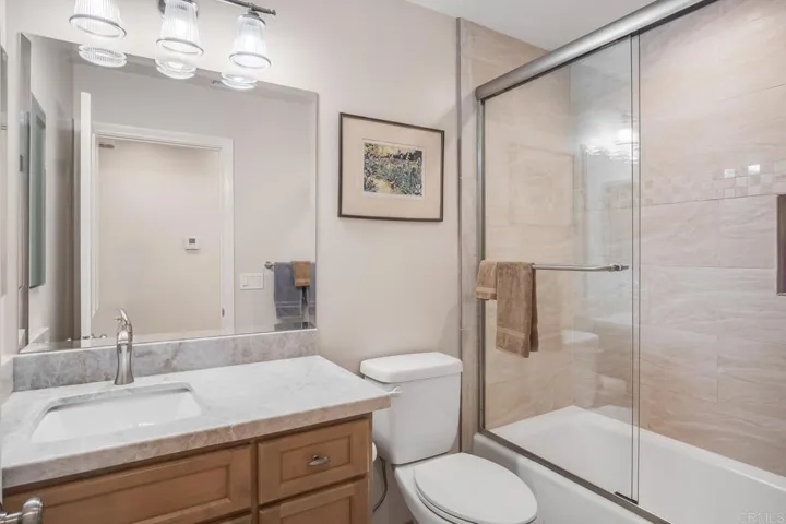 2211 Winterwarm Dr, Fallbrook, California 92028