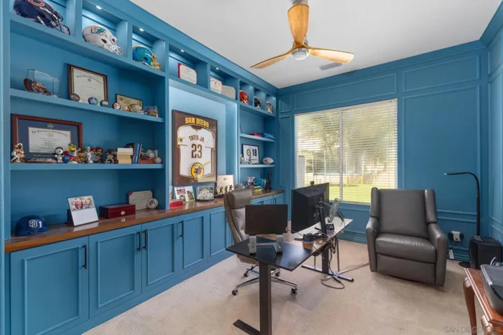 26138 Wyndemere, Escondido, California 92026