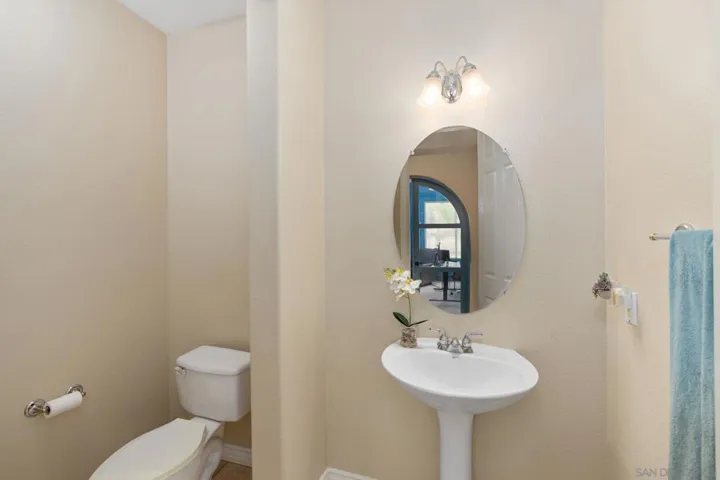 26138 Wyndemere, Escondido, California 92026