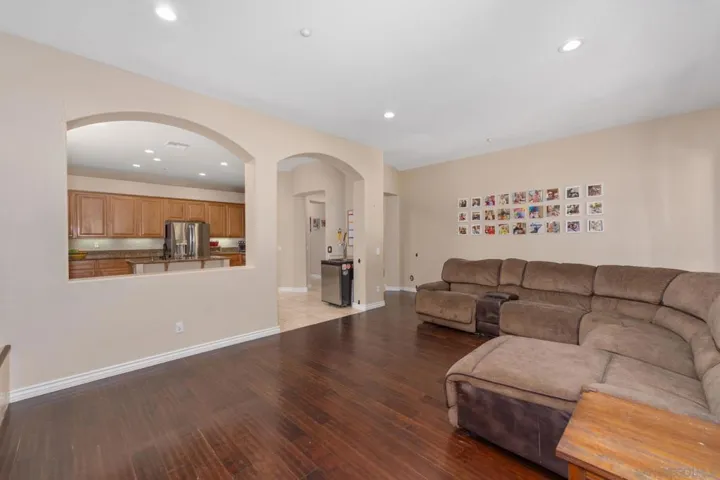 26138 Wyndemere, Escondido, California 92026