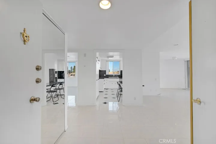 5301 Balboa Boulevard, Encino, California 91316
