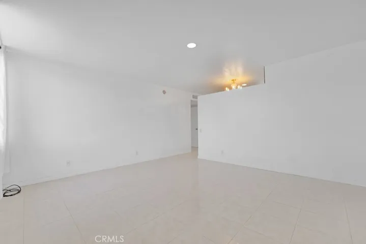 5301 Balboa Boulevard, Encino, California 91316