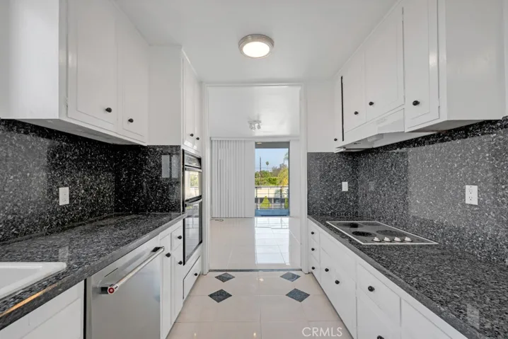 5301 Balboa Boulevard, Encino, California 91316
