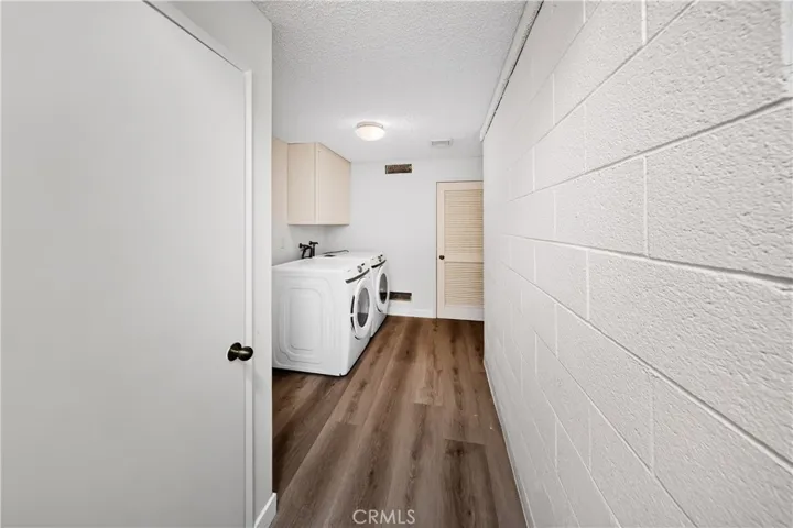 15125 Nordhoff 20, North Hills, California 91343