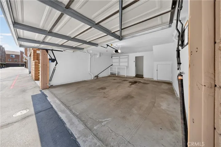 15125 Nordhoff 20, North Hills, California 91343