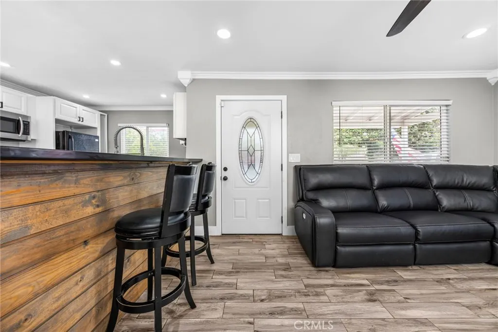 1502 Lakme Avenue, Wilmington, California 90744 — photo 5
