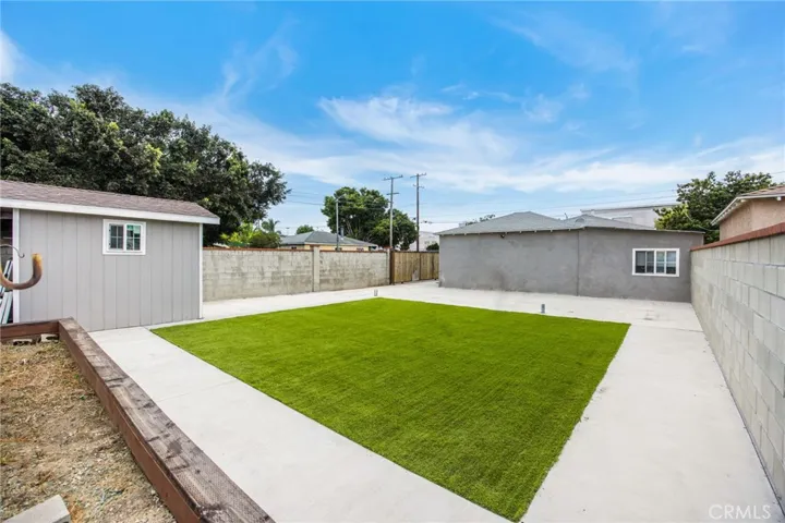 1502 Lakme Avenue, Wilmington, California 90744