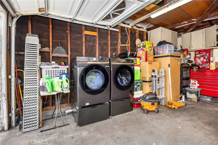 1502 Lakme Avenue, Wilmington, California 90744