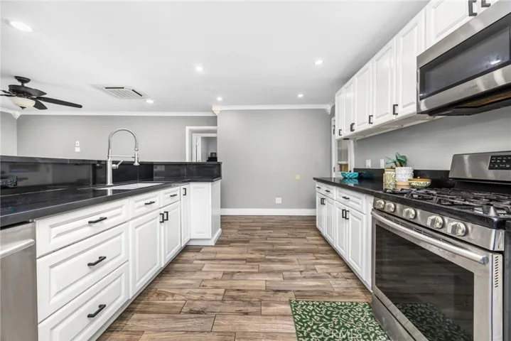 1502 Lakme Avenue, Wilmington, California 90744