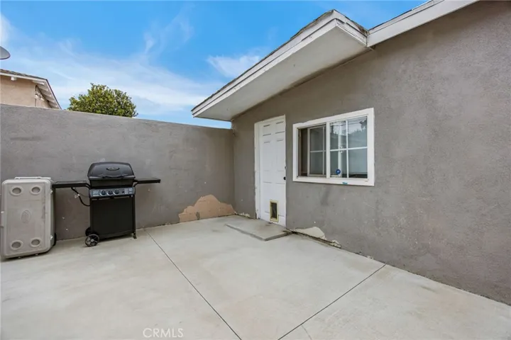 1502 Lakme Avenue, Wilmington, California 90744