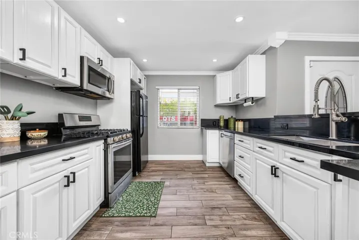 1502 Lakme Avenue, Wilmington, California 90744