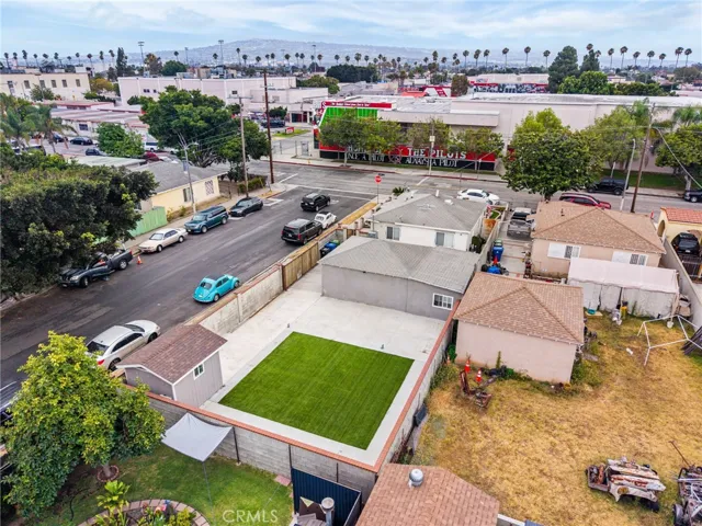 1502 Lakme Avenue, Wilmington, California 90744