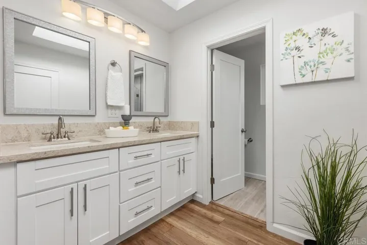 1271 Alta Vista Drive, Vista, California 92084