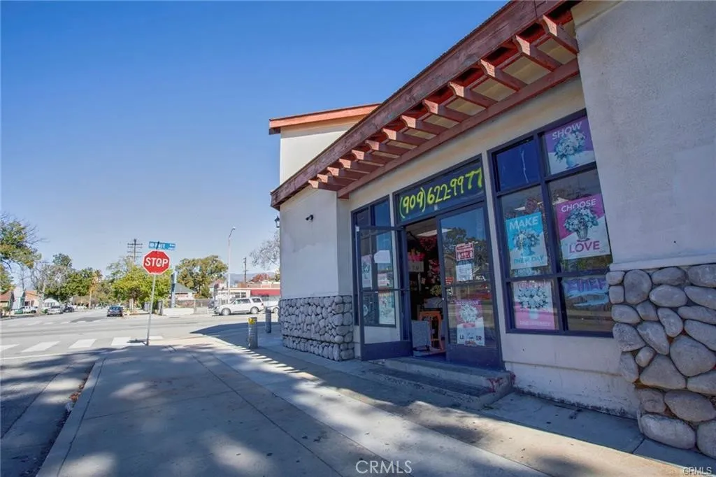 208 E Holt Avenue, Pomona, California 91767 — photo 5