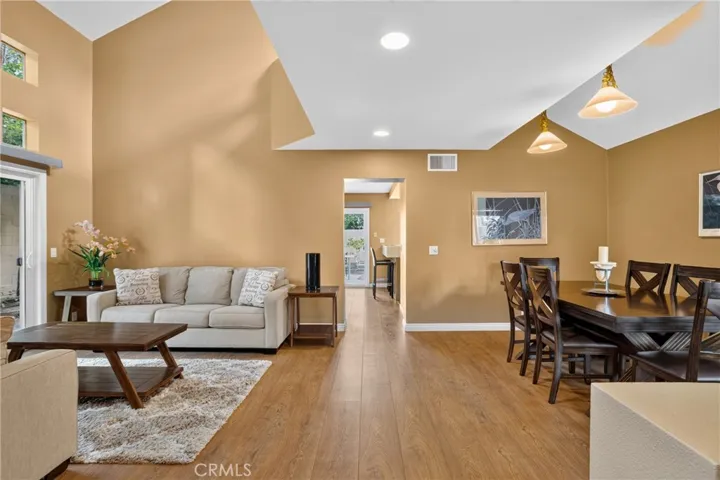 1 Cormorant Circle, Newport Beach, California 92660